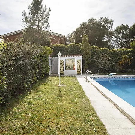 Casa Con Piscina En Carbonell